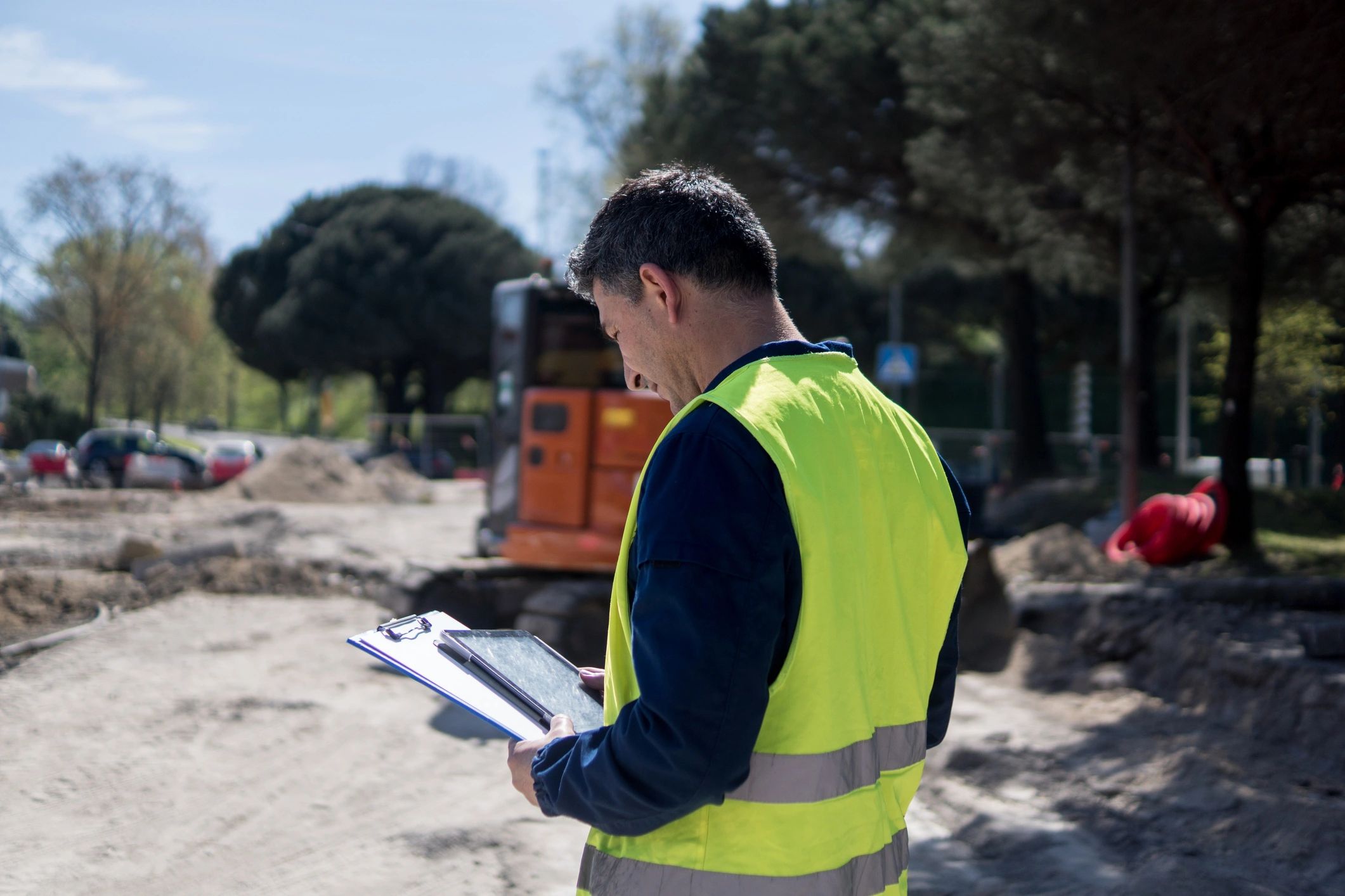 Houston contractor admin coordination and project tracking